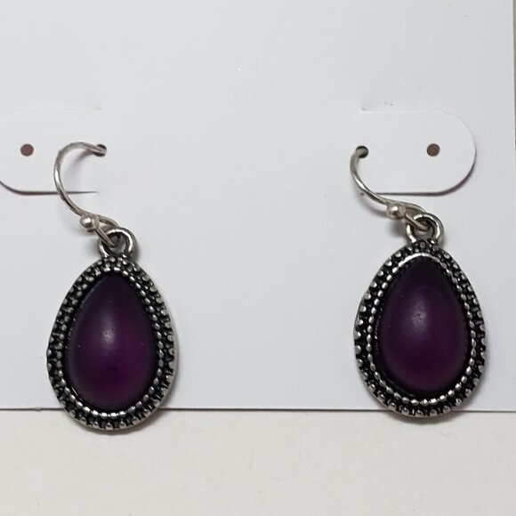 Women's Silver tone Dainty Design Purple Stone Fishhook Teardrop Earrings - Picture 1 of 6